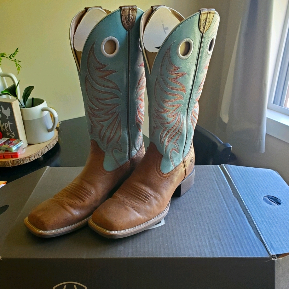 Womens boots